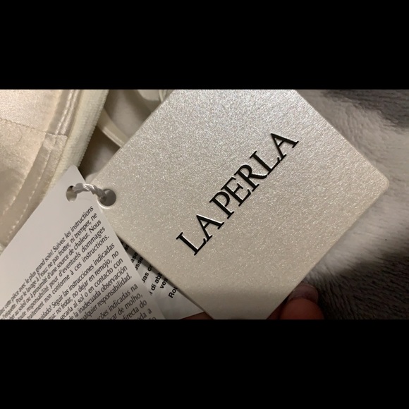 BNWT la perla bras - Picture 2 of 4